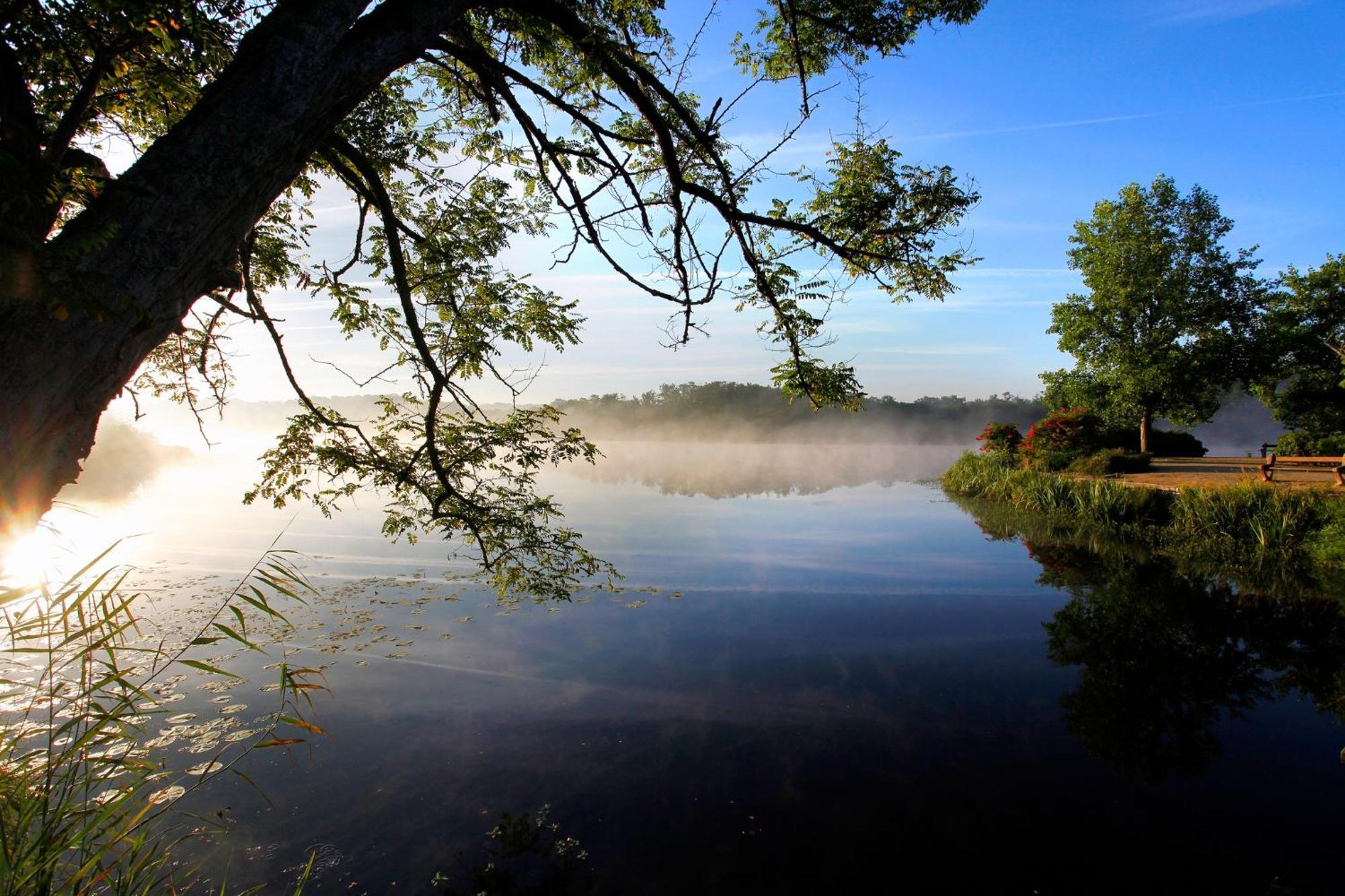 Vk Lake Aureilhan  Ngoại thất bức ảnh