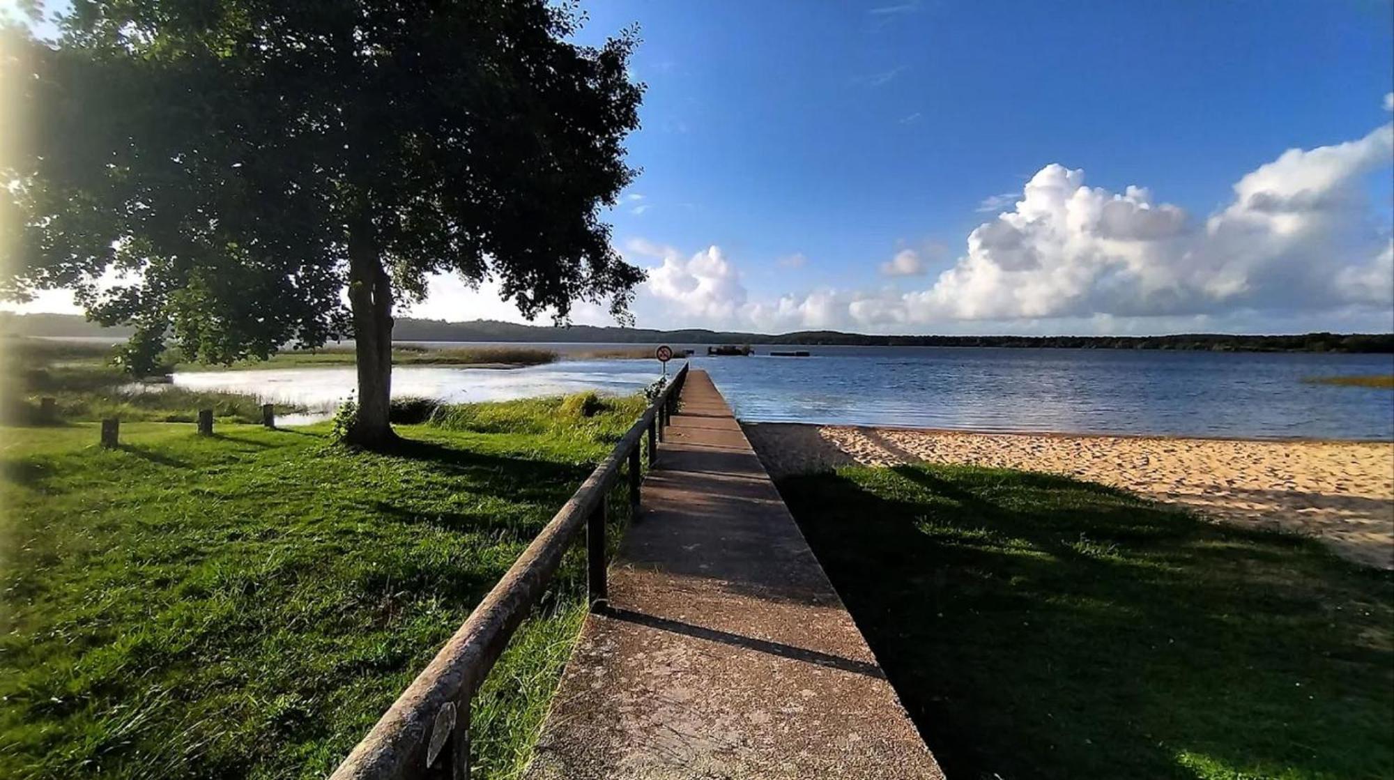 Vk Lake Aureilhan  Ngoại thất bức ảnh